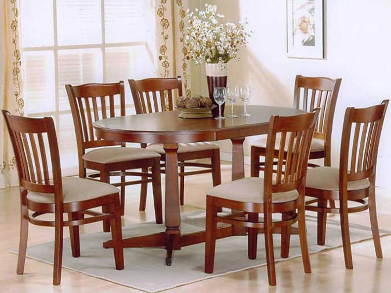 Bộ bàn ghế phòng bếp hiện đại Hòa Phát 2024 là sự lựa chọn hoàn hảo cho căn phòng bếp hiện đại của bạn. Thiết kế sang trọng và tinh tế của bộ bàn ghế này sẽ mang lại cho bạn không gian ấm cúng và thuận tiện cho việc nấu nướng và thưởng thức bữa ăn cùng gia đình.