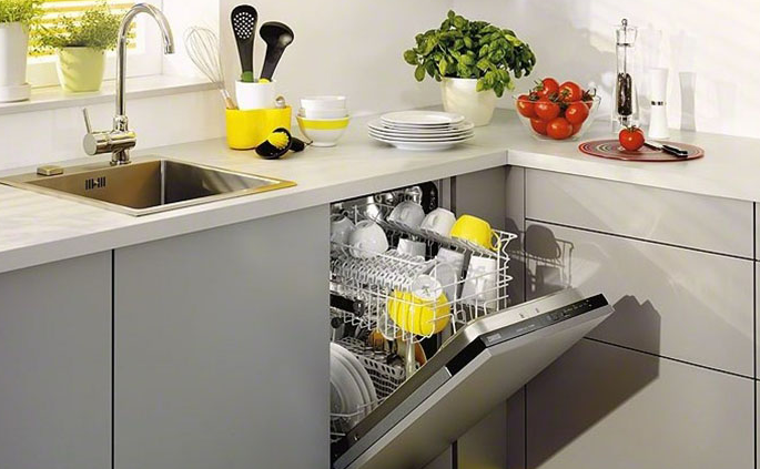 meo-don-gian-giup-lam-sach-dung-cu-nha-bep-nhanh-chong-4