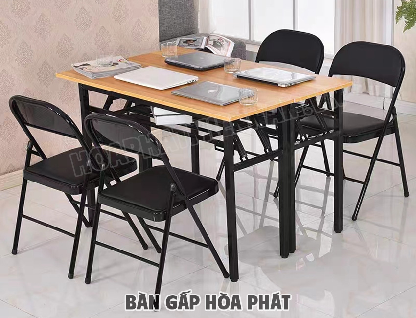 Sử dụng bàn gấp cho góc làm việc tại nhà