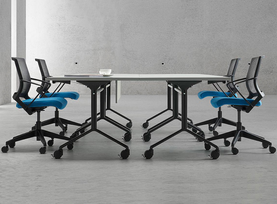Bàn họp chân sắt có thể điều chỉnh độ cao