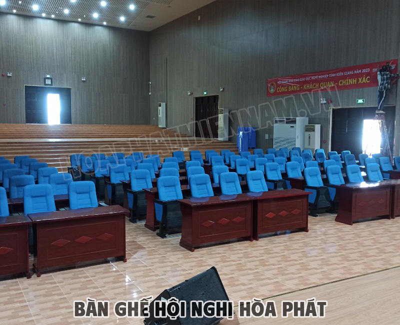 Bàn Ghế Hội Nghị Là Gì?