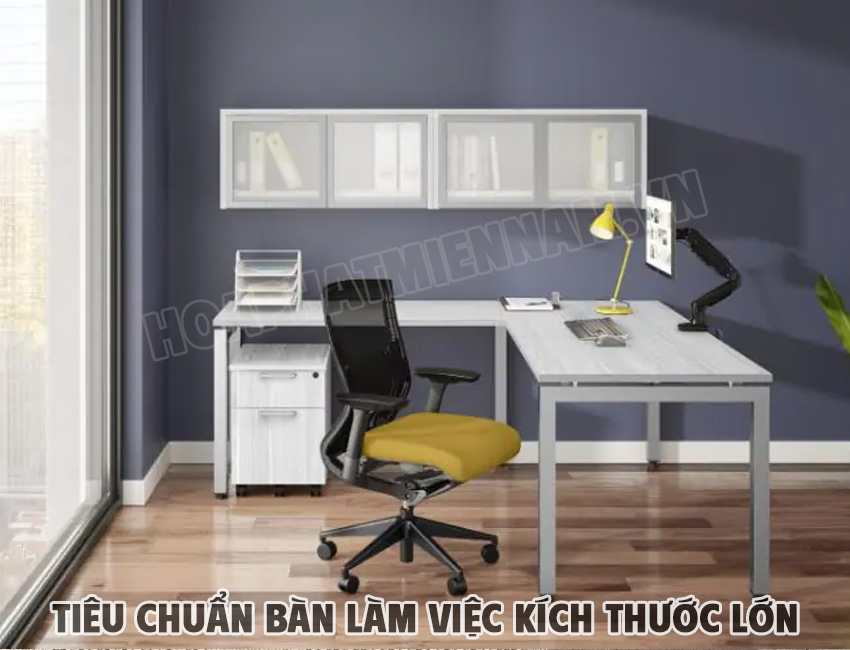 ban-lam-viec-kich-thuoc-lon-3