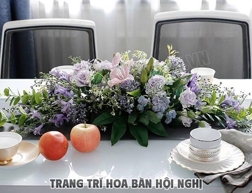 trang-tri-hoa-ban-hoi-nghi-11