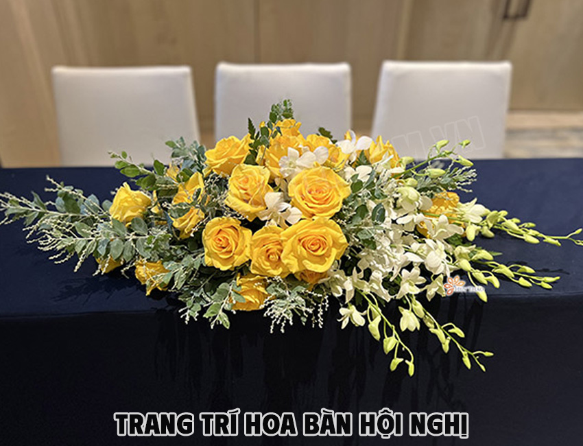 Hoa Hồng Trang Trí Bàn Hội Nghị