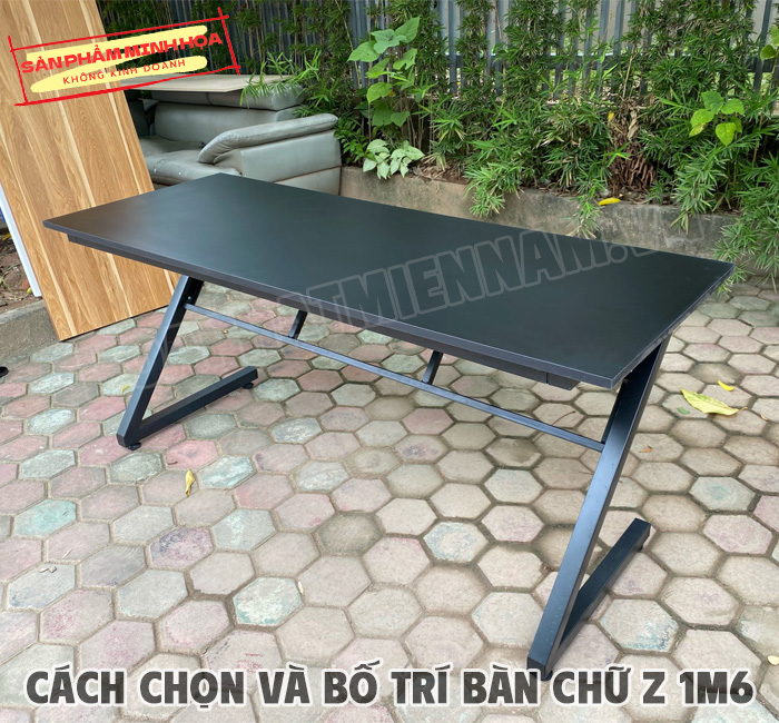 Bố trí bàn chữ Z 1m6 trong gia đình