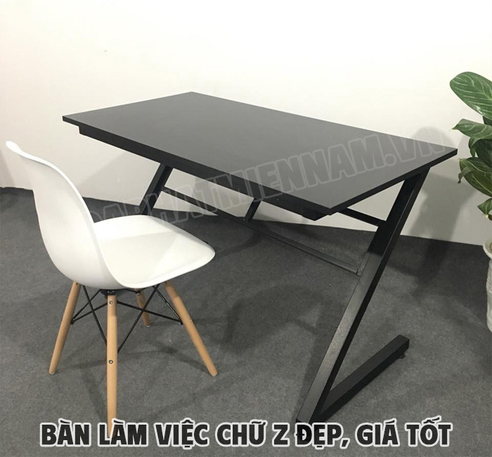ban-lam-viec-chu-z-15