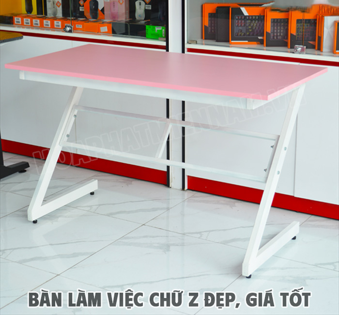 ban-lam-viec-chu-z-2