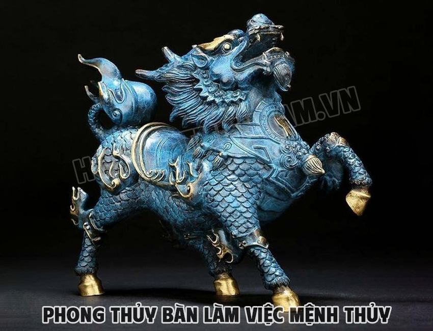 Tượng Kỳ Lân màu xanh
