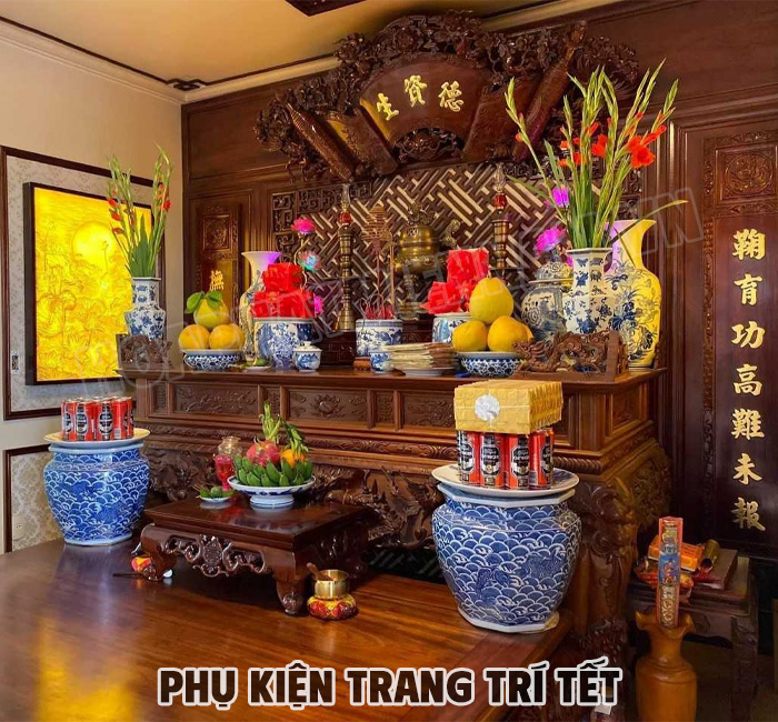 Trang trí bàn thờ gia tiên ngày Tết