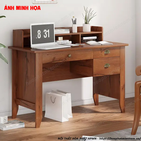 Có Nên Sử Dụng Bàn Làm Việc Gỗ Tự Nhiên Sơn PU Cho Không Gian Làm Việc?