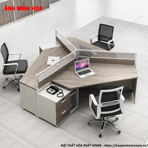 Tổng Quan Về Bàn Làm Việc Ba Người