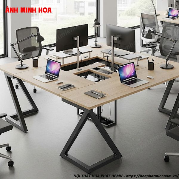 Lợi ích của cụm bàn làm việc chữ Z trong văn phòng