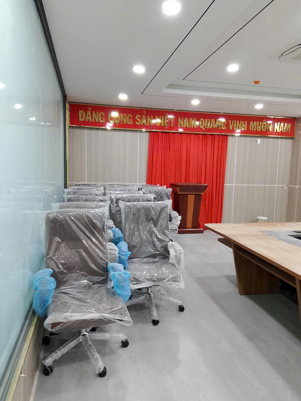 Lắp Đặt Ghế Văn Phòng Tại Trụ Sở Công An Tỉnh Đồng Nai