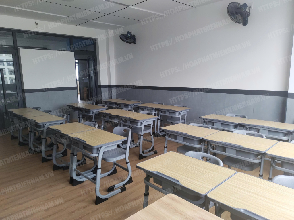Lắp Đặt Bàn Ghế Học Sinh Tại Công Ty Cổ Phần Văn Hoá Giáo Dục Việt Mỹ