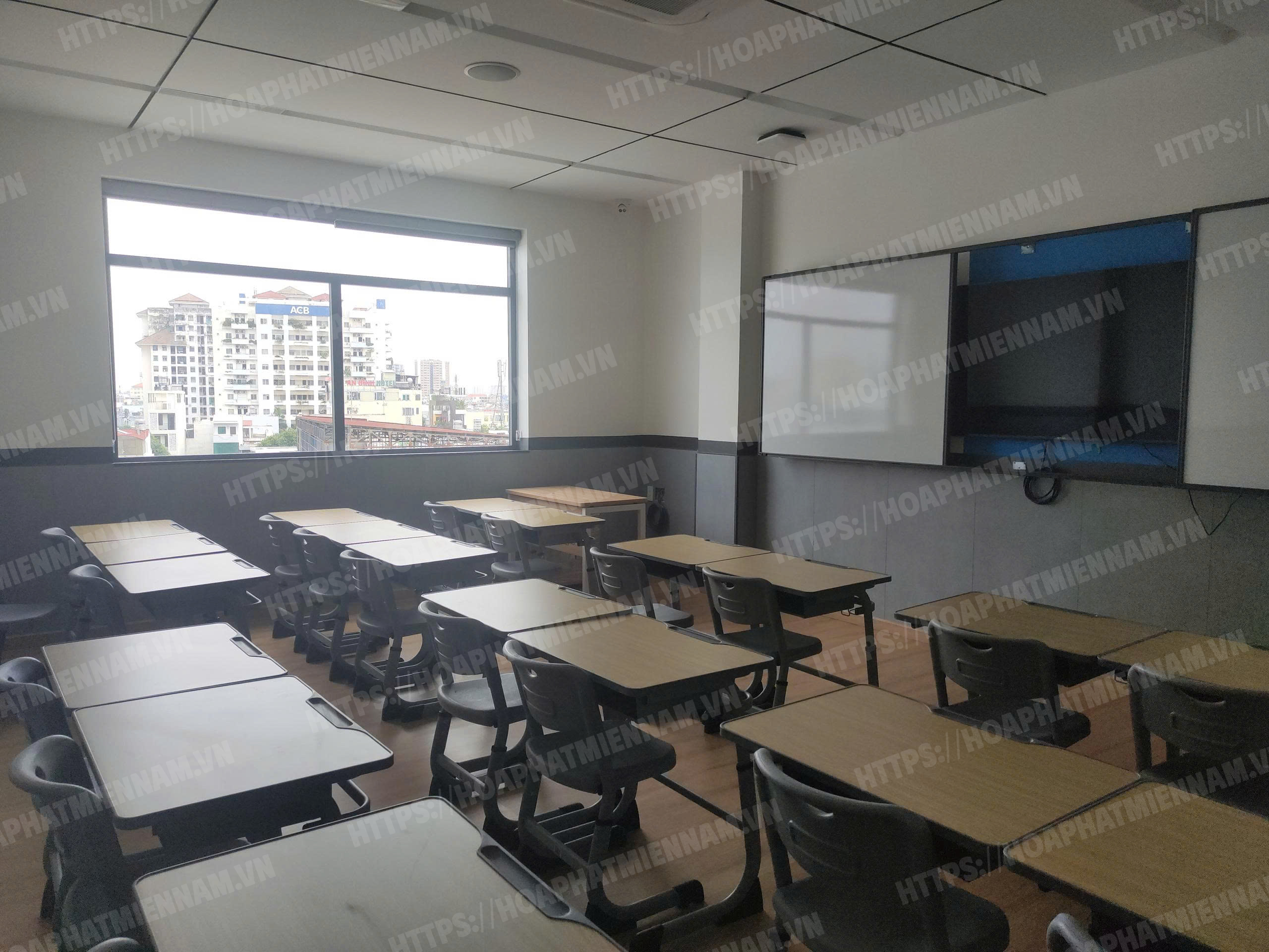 Lắp Đặt  Bàn Ghế Học Sinh Tại Công Ty Cổ Phần Văn Hoá Giáo Dục Việt Mỹ