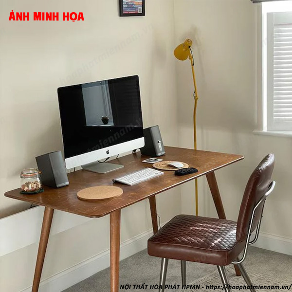 ban-van-phong-phong-cach-toi-gian-1