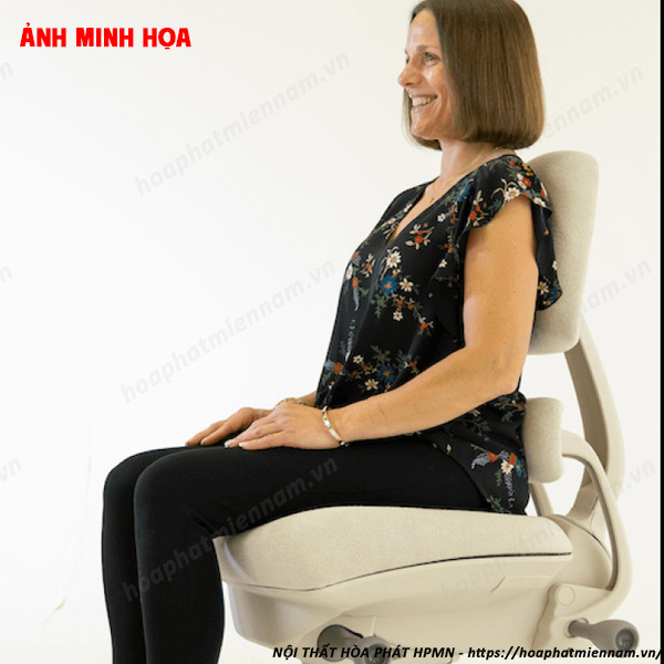 Kinh Nghiệm Chọn Ghế Giám Đốc Cho Người Lớn Tuổi