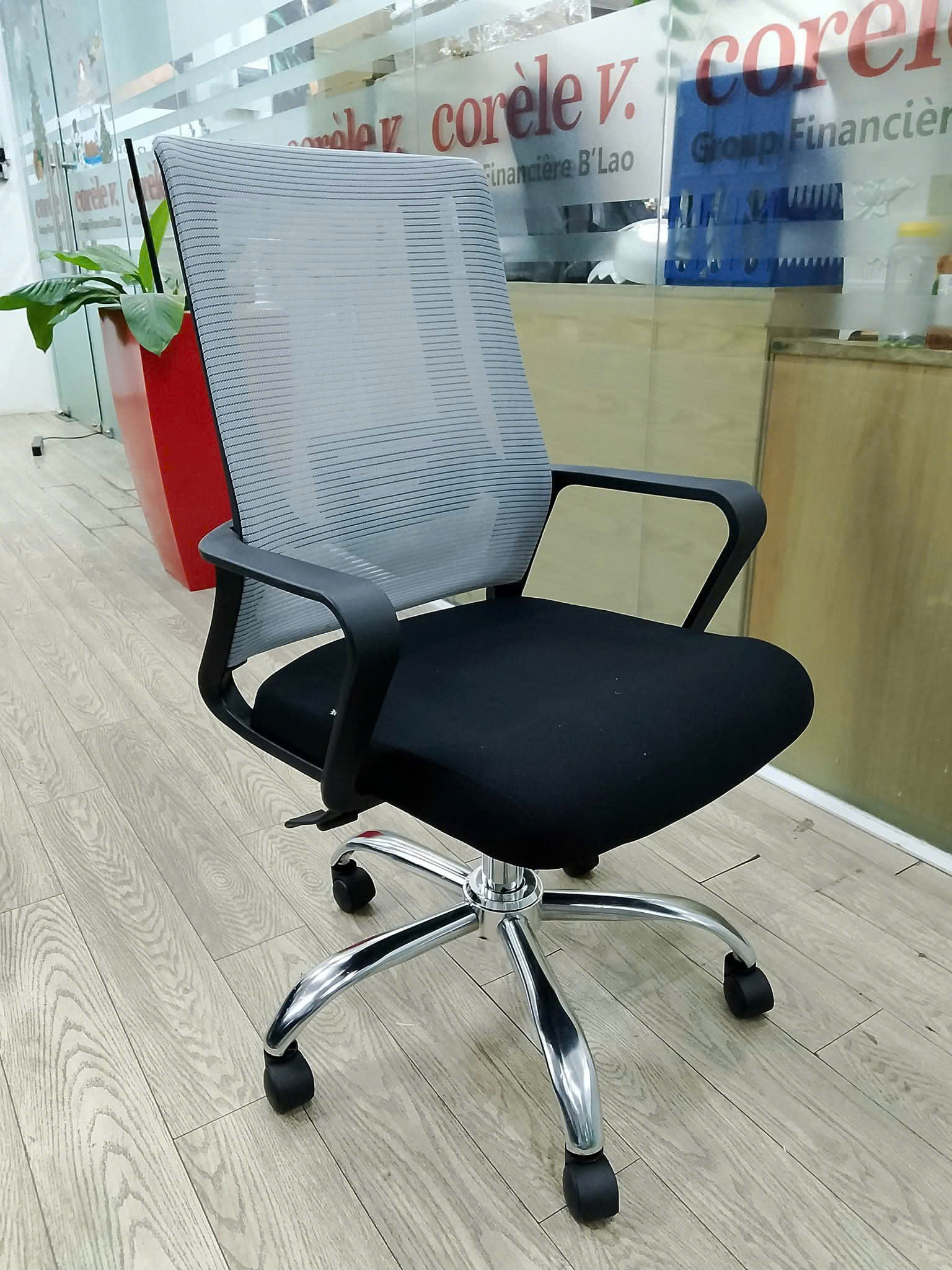Số 75 Hoàng Văn Thụ, P.15, Phú Nhuận