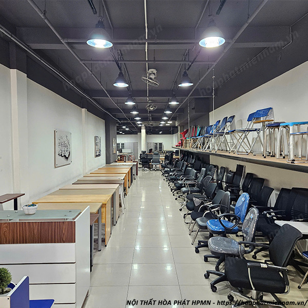 mua-ghe-chan-quy-TpHCM-7