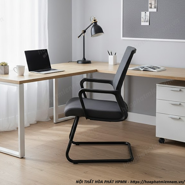 ghe-chan-quy-co-di-chuyen-duoc-khong-2