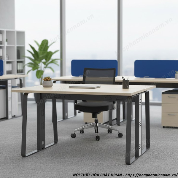 cong-ty-cung-cap-ban-van-phong-1