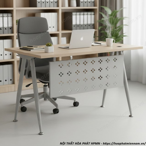 ban-lam-viec-chan-sat-cho-phong-lam-viec-1