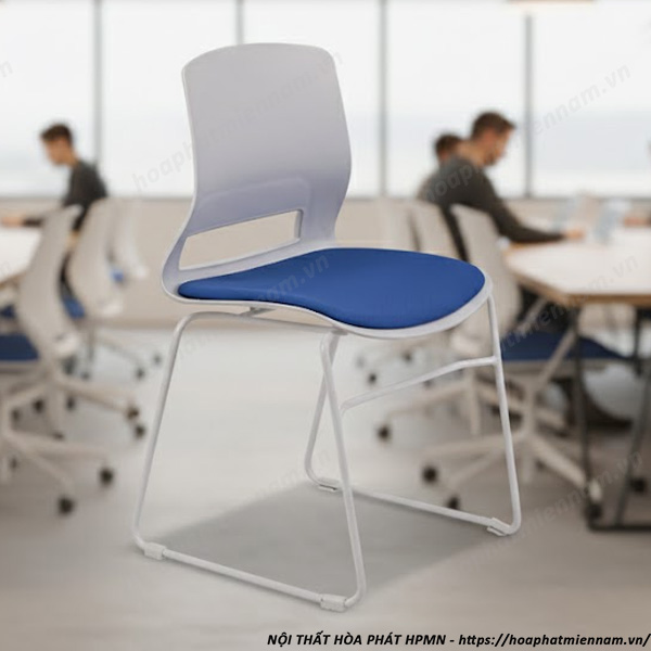 ghe-chan-quy-cho-khong-gian-coworking-1