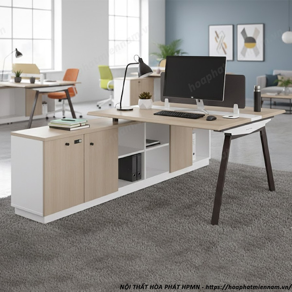 ban-lam-viec-doi-dien-3