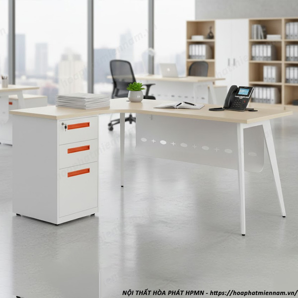 cach-dat-dien-thoai-tren-ban-lam-viec-phong-thuy-2