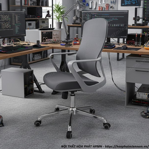 ghe-xoay-chong-tinh-dien-cho-phong-ky-thuat-3