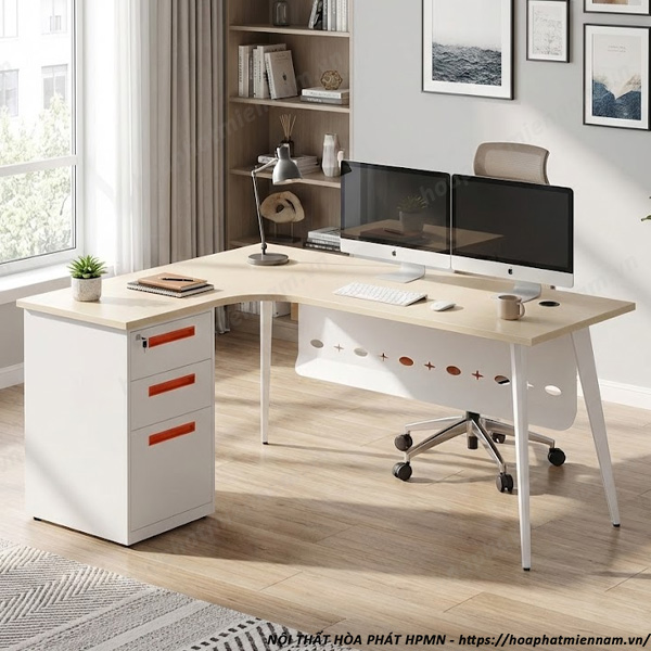 kich-thuoc-ban-lam-viec-cho-nguoi-cao-tren-1m8-3