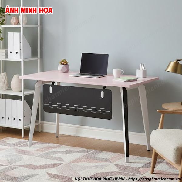 ban-vi-tinh-mau-hong-cho-nu-streamer-2