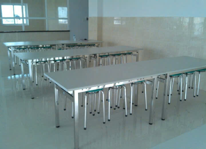 bàn ăn công nghiệp BA01