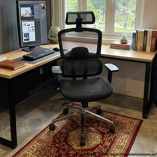 ghe-cong-thai-hoc-chan-xoay-4