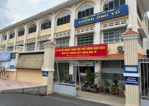 Lắp Đặt Bàn Ghế Hội Trường Tại THPT Giồng Ông Tố